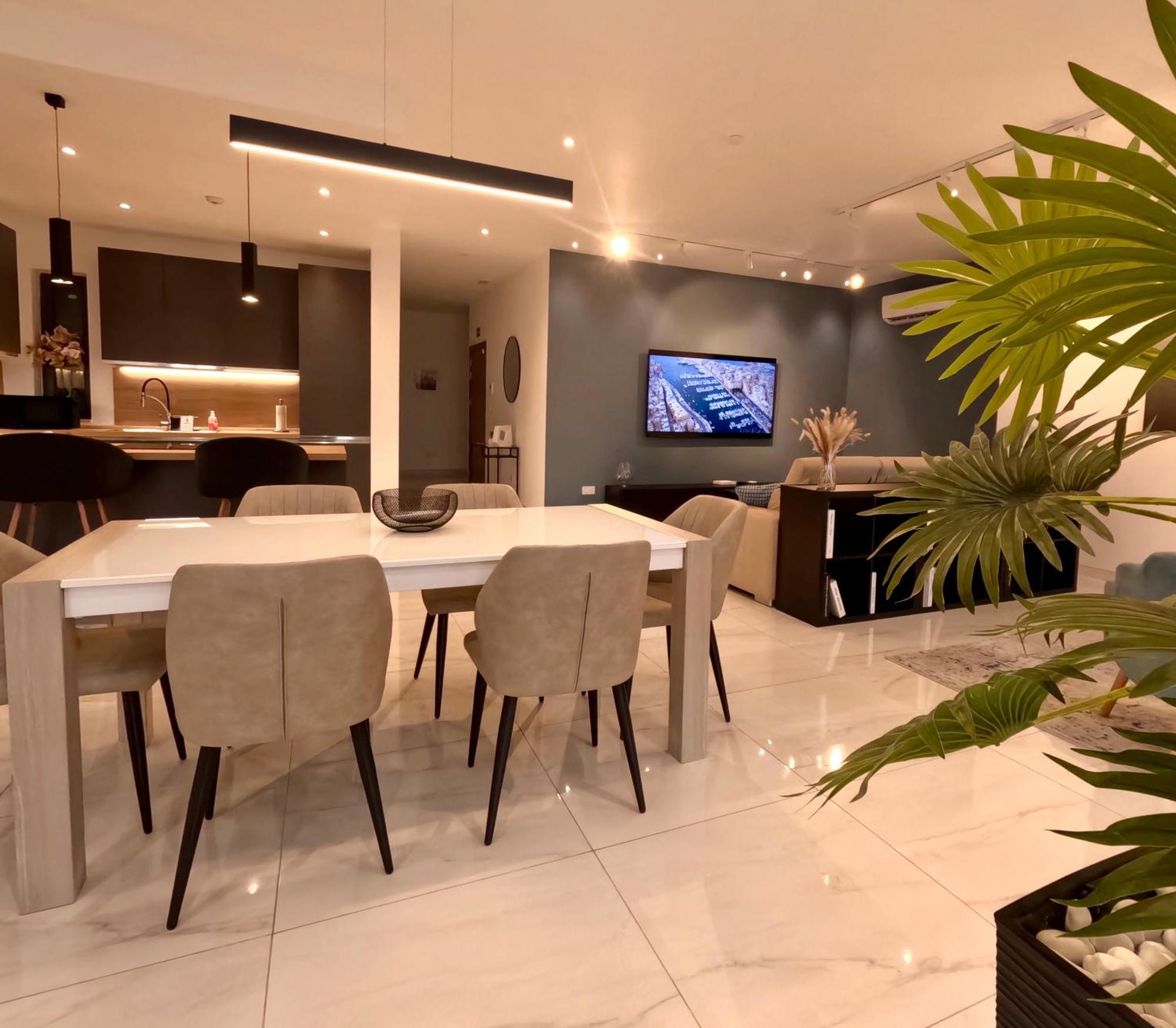 Modern Apartment In St Julian'S Malta, With Breathtaking Views Of Spinola Bay Saint Julian's Eksteriør billede